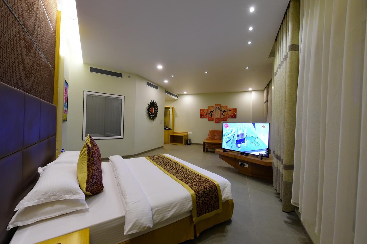 Hotel H - Sandhill Hotels Private Limited Anand Exterior photo