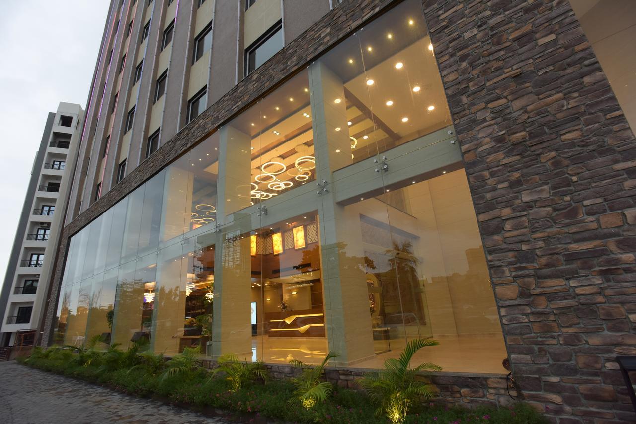 Hotel H - Sandhill Hotels Private Limited Anand Exterior photo