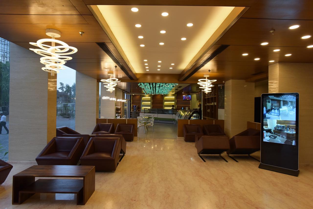 Hotel H - Sandhill Hotels Private Limited Anand Exterior photo