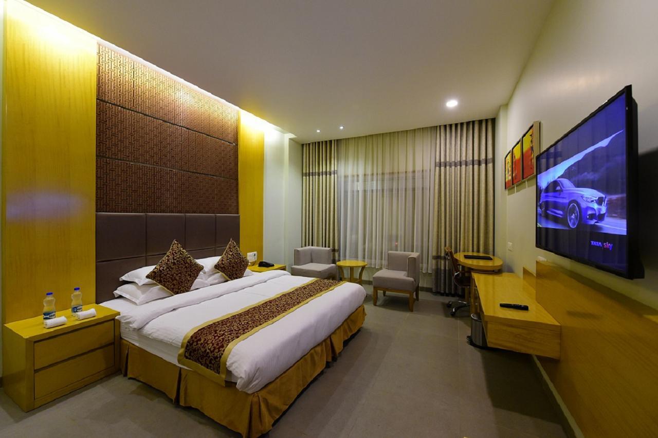 Hotel H - Sandhill Hotels Private Limited Anand Exterior photo