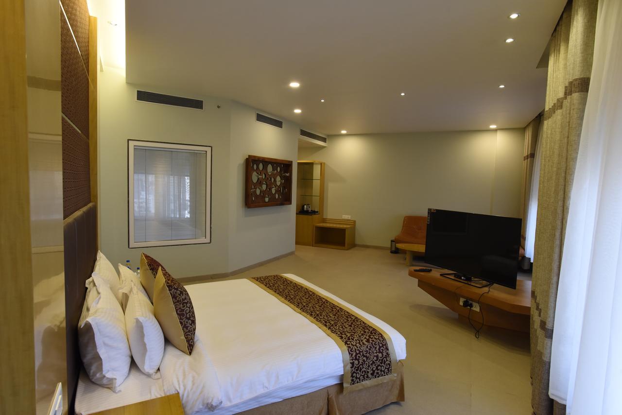 Hotel H - Sandhill Hotels Private Limited Anand Exterior photo